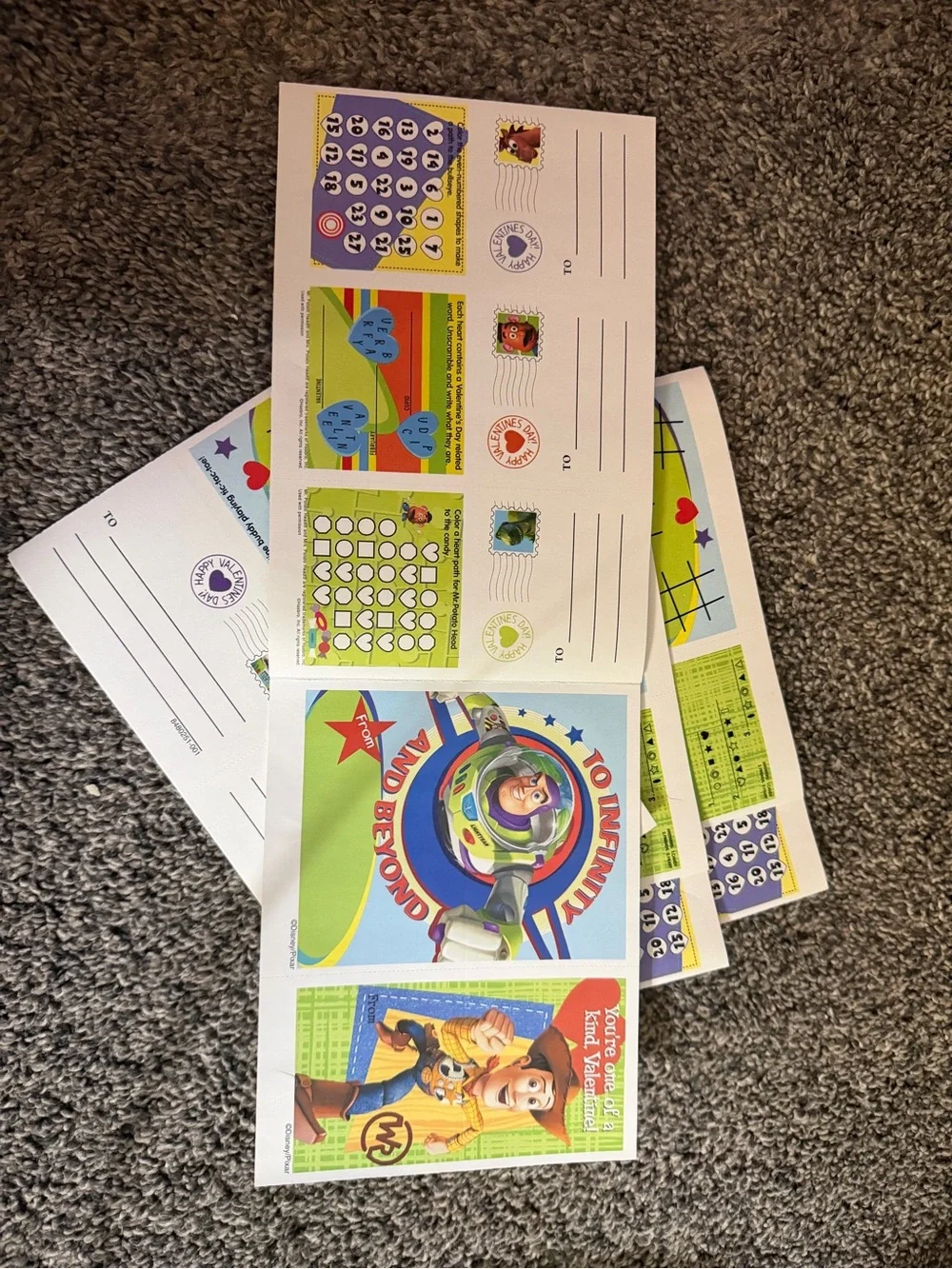 Disney Toy Story 2 Valentines Pack - Blue & Purple Buzz Lightyear Theme